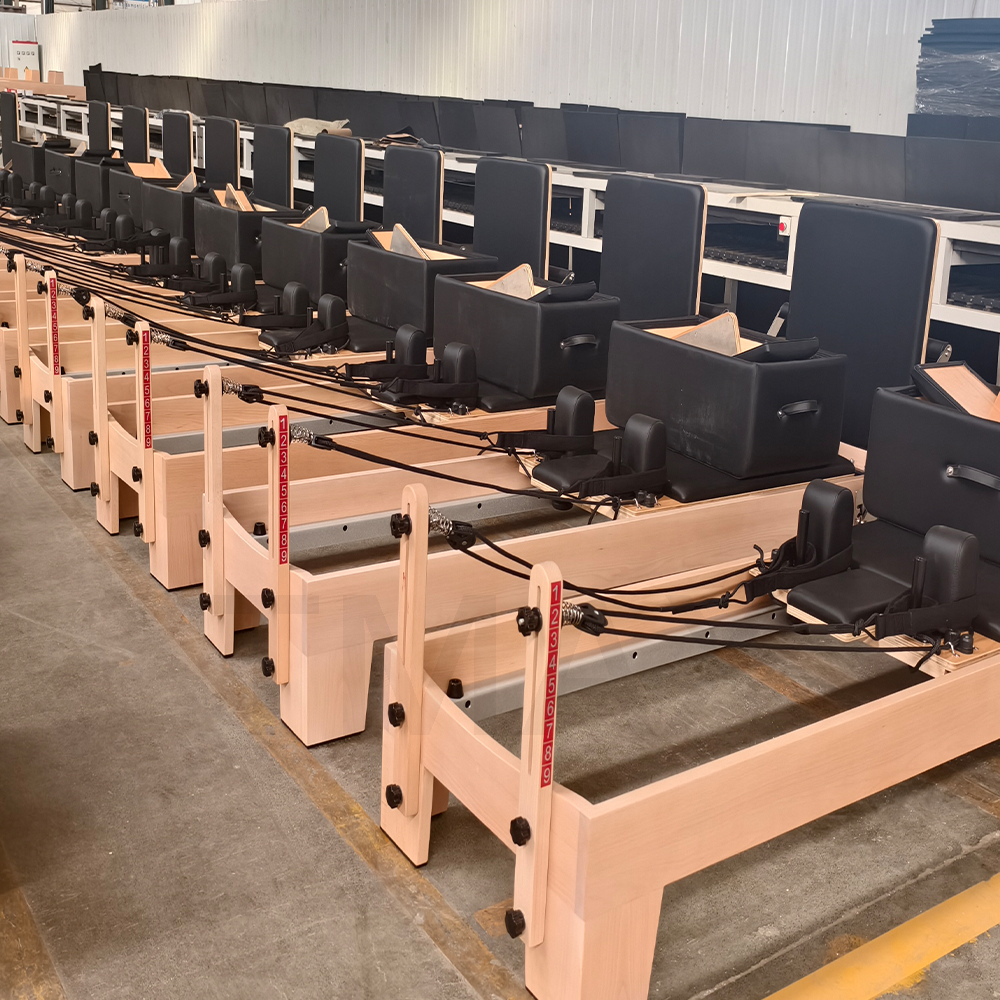 Yoga Fitness Pilates - DZ132 Beech Wood Pilates Reformers Machine