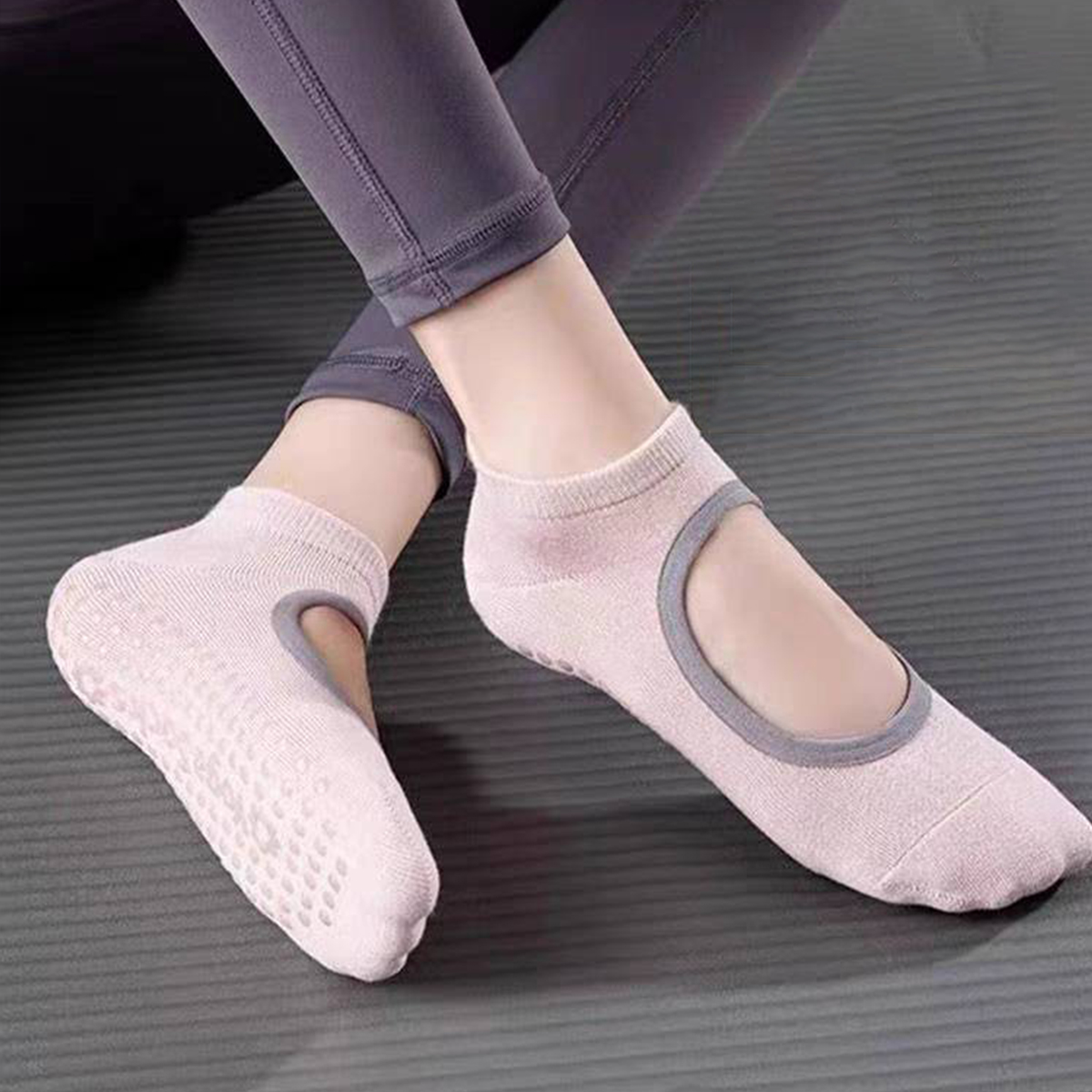 Non-Slip Yoga Socks for Women  - Yoga & Fitness With Faye The Well Being Studio Abbots Langley ulasan dan harga